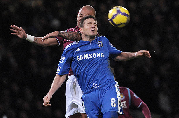 斯基拉：皇马计划引进一名左后卫，询问了特奥的情况.